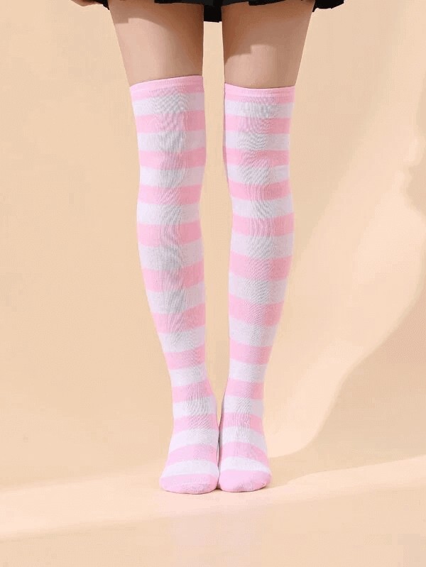 Color block kidcore stockings.