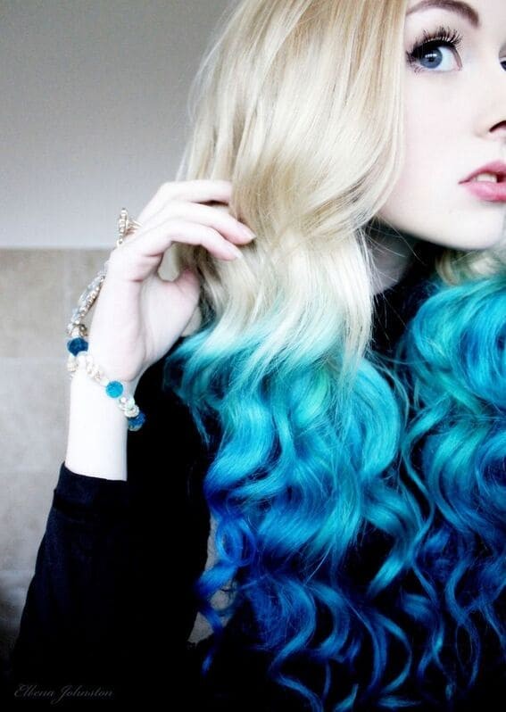 Arctic to Aqua Curls