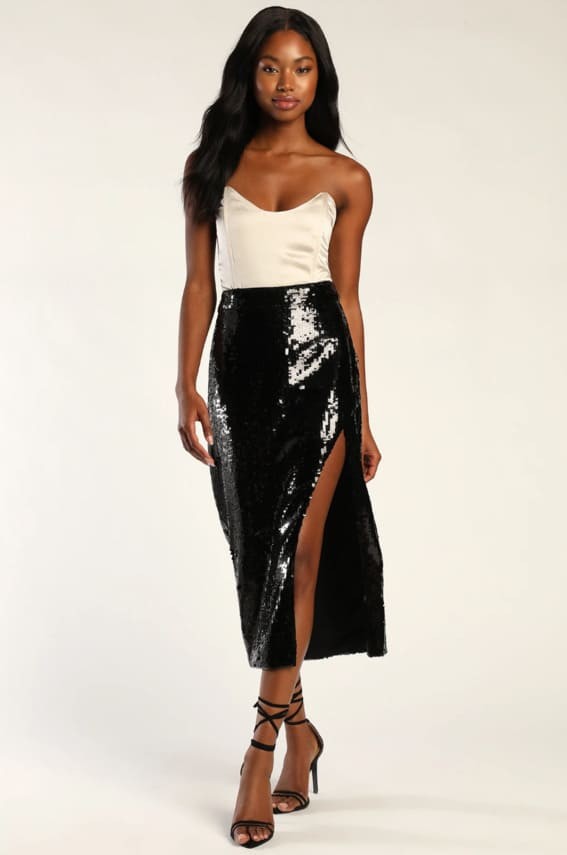 Wear the Perfect, Sophisticated Sequin Skirt For Any Festive Gathering