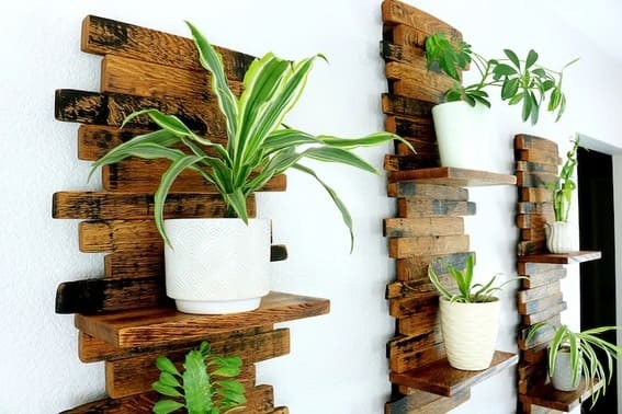 Staggered Elegance Wooden Wall Shelves