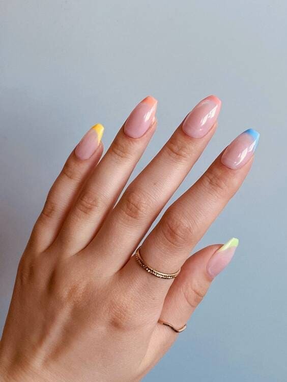 Pastel french tips.