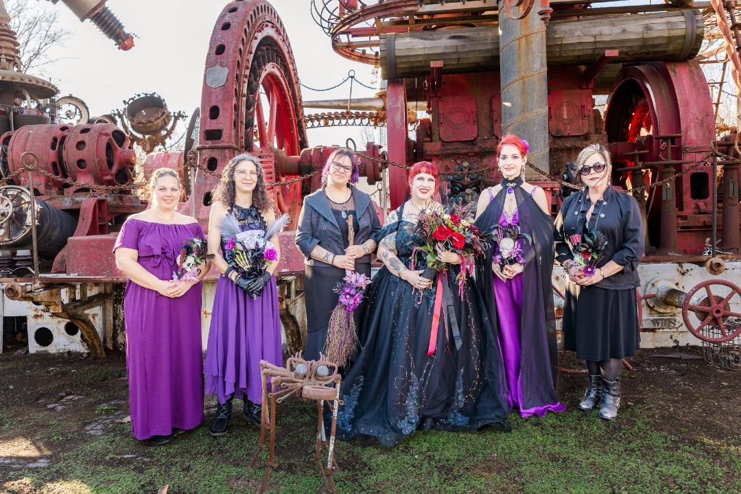 Forevertron wedding at the Evermor Sculpture Park Gallery