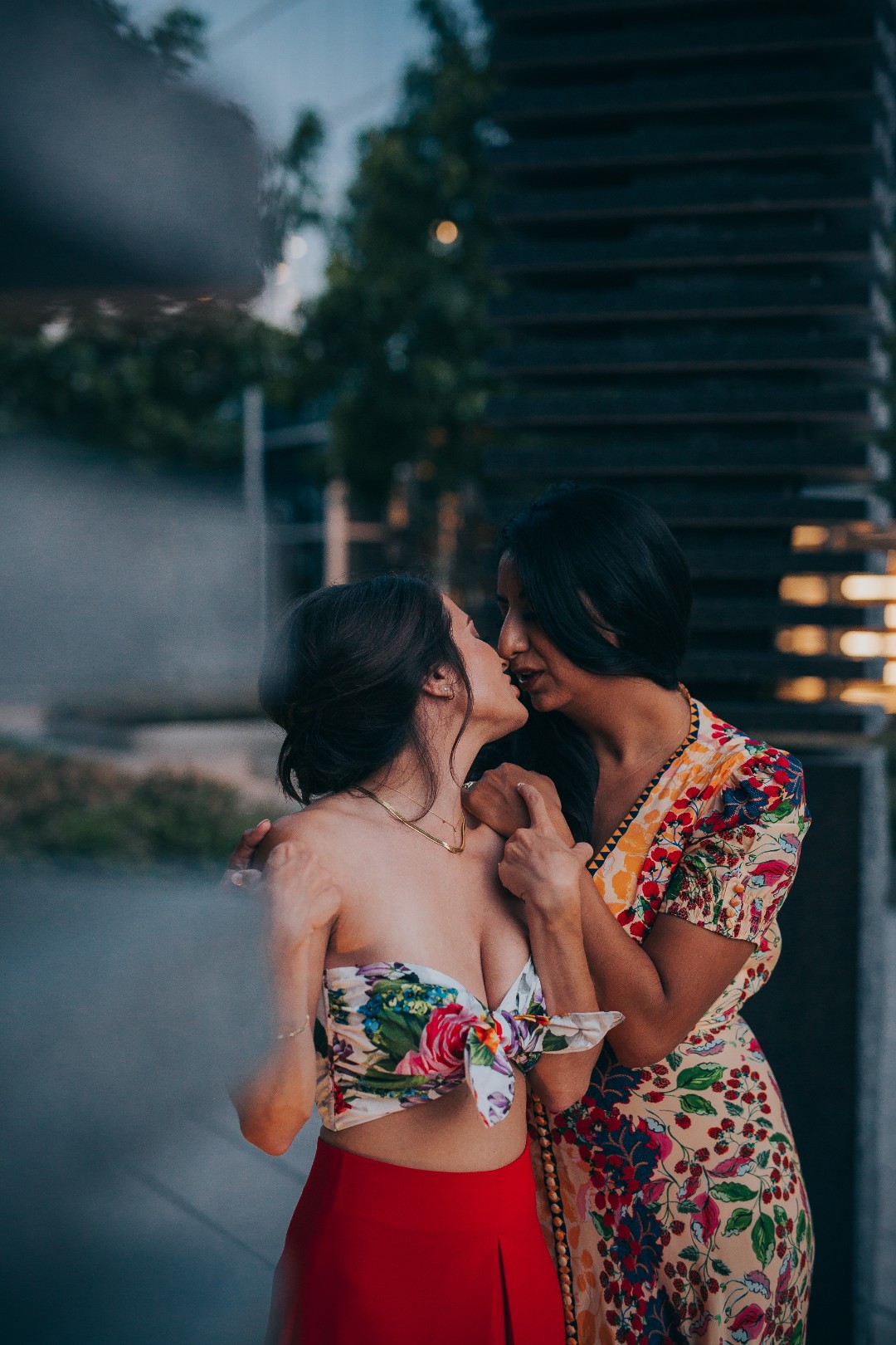 This playful carousel engagement shoot will bring out your inner child