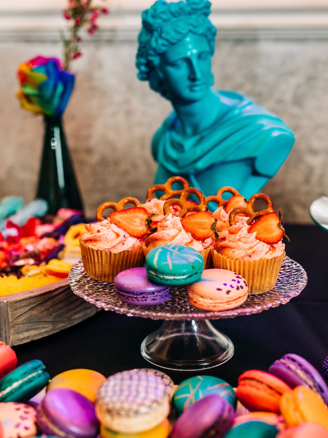 Even the food at this colorful wedding is glamorous