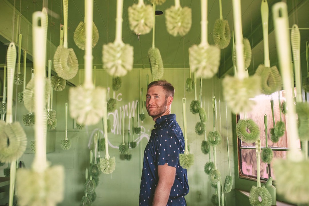 Never thought toilet brushes could make for great engagement photo ideas, but here we are (and we LOVE it!).