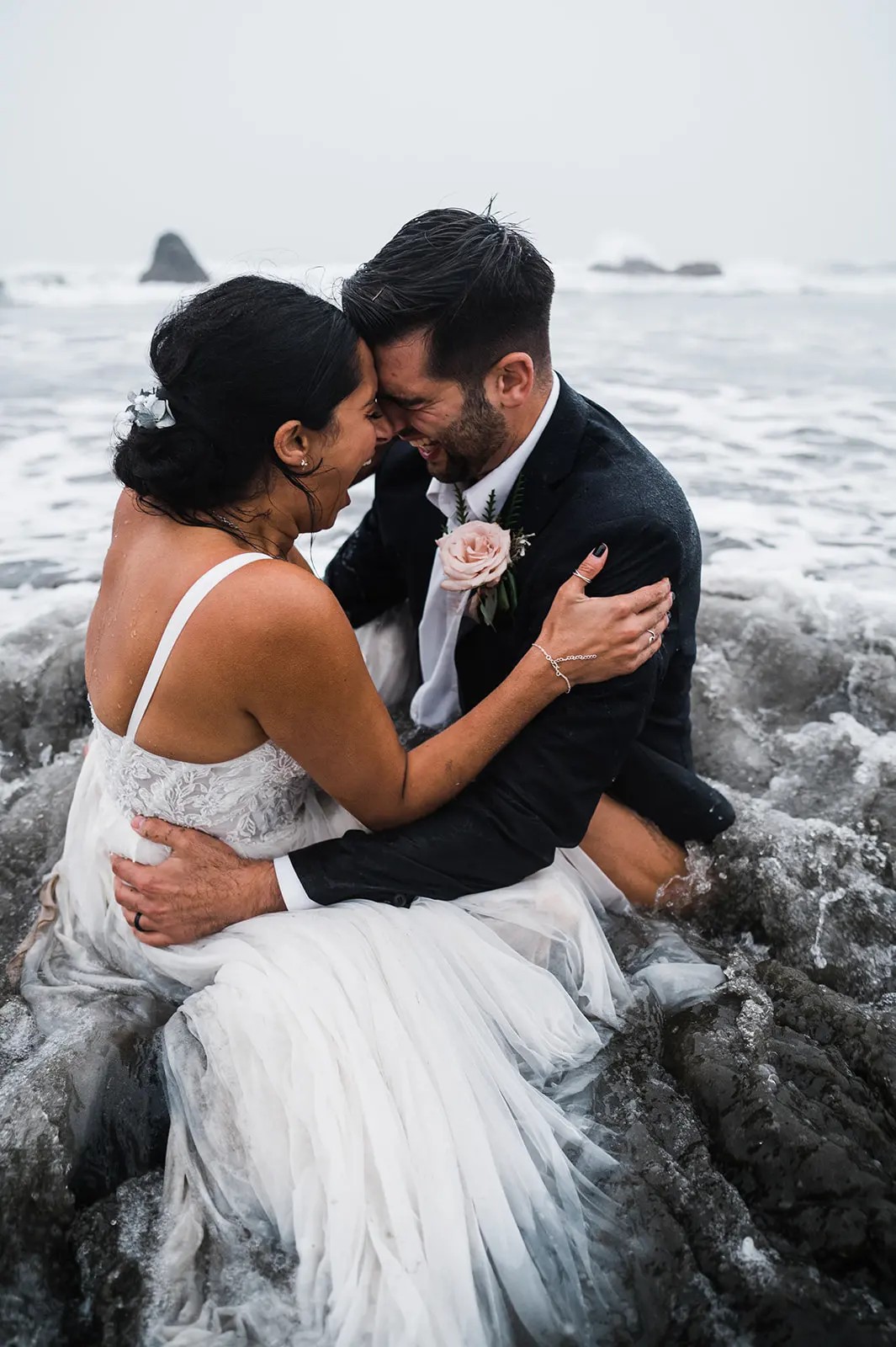 Oregon Coast elopement inspiration and idea gallery from Sam Starns: