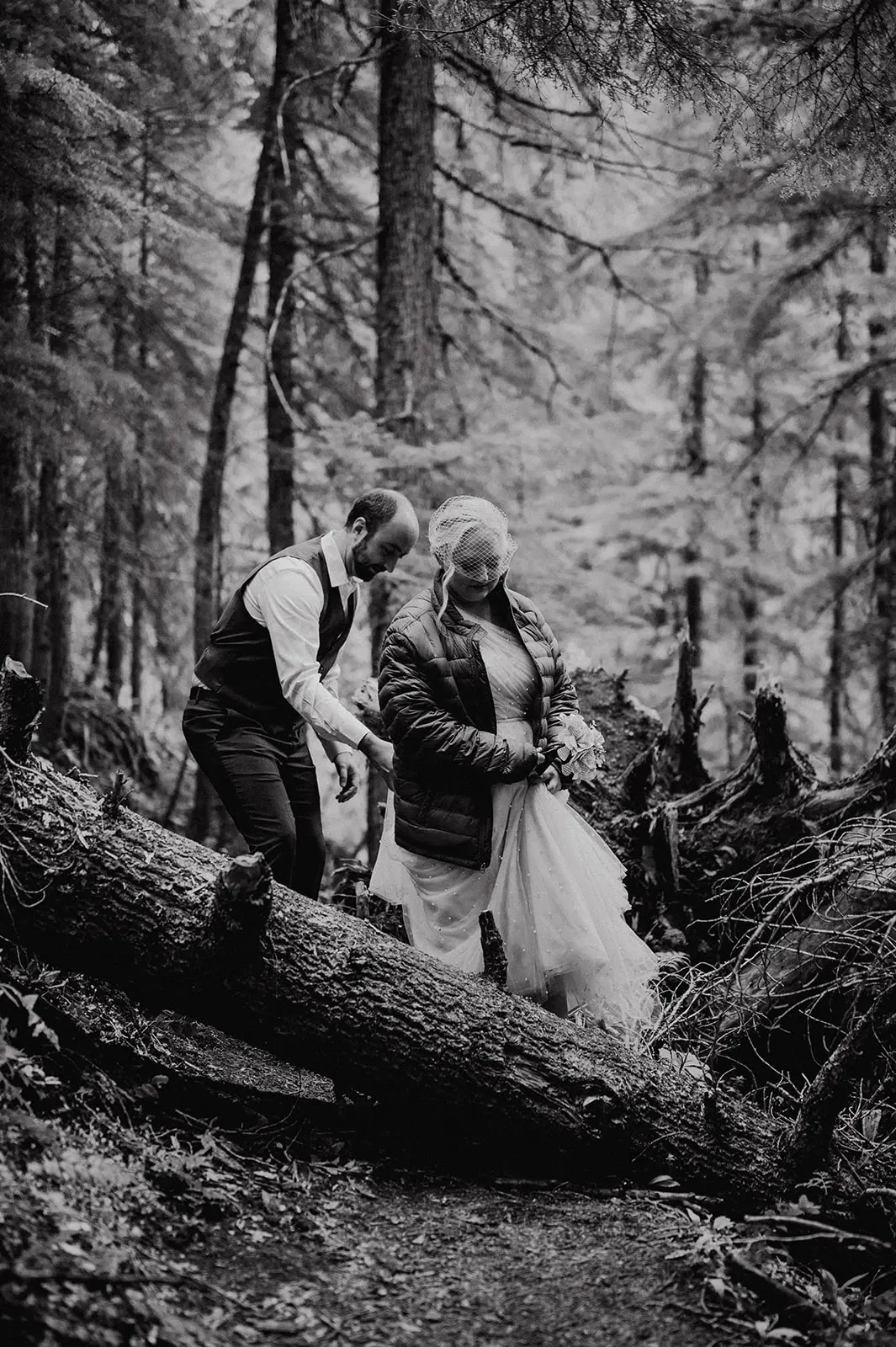 Gallery of this Crater Lake elopement