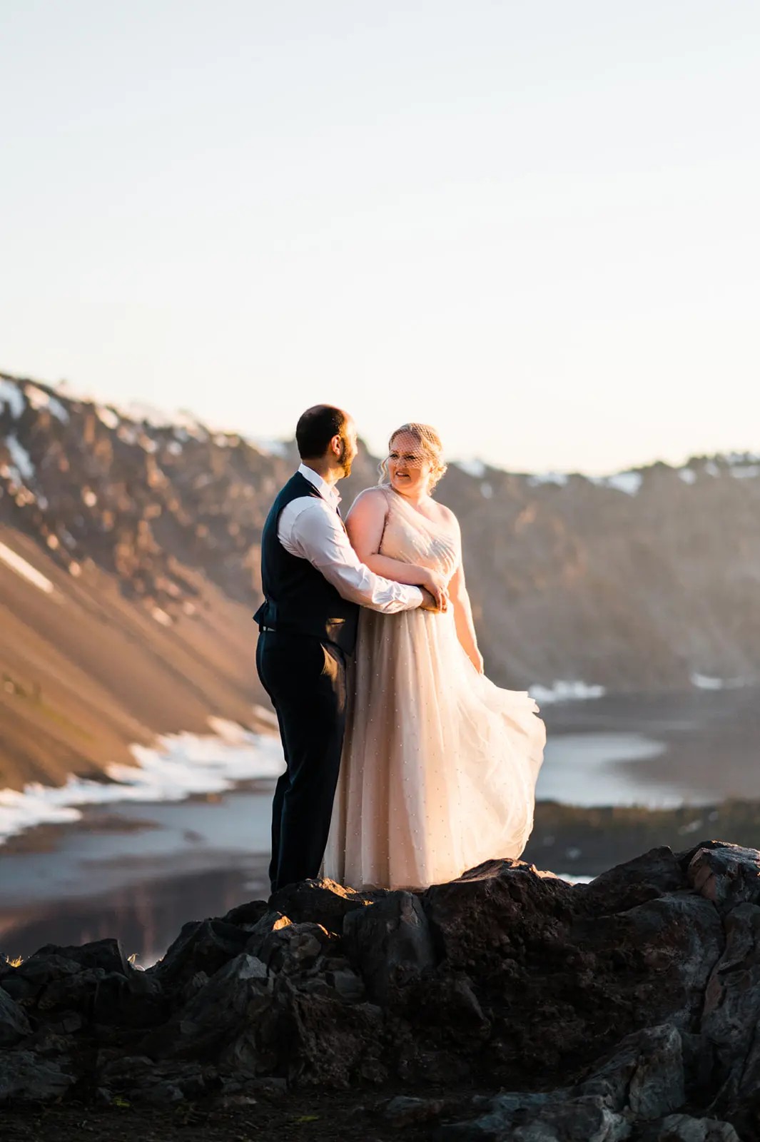 Gallery of this Crater Lake elopement