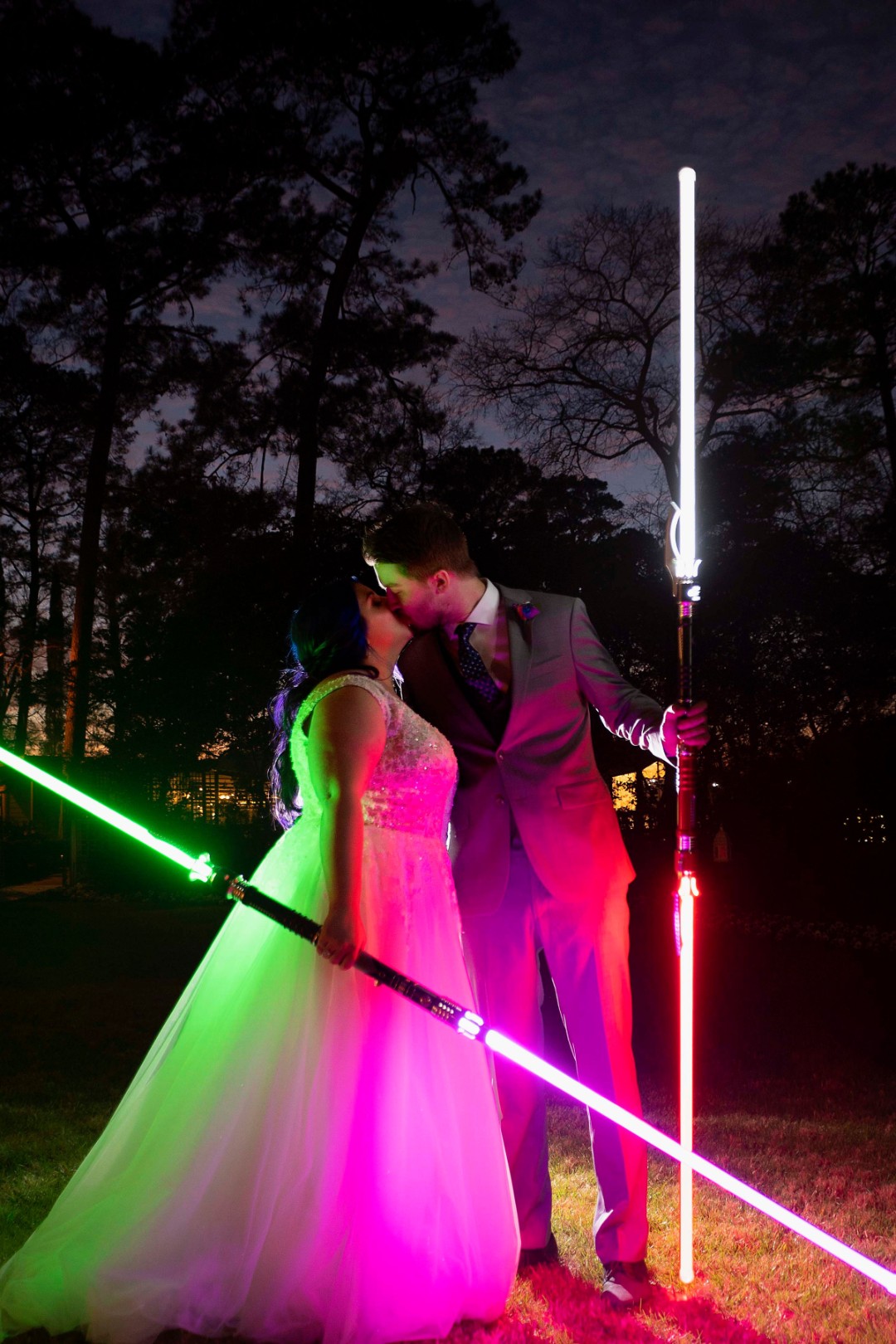 Major heart eyes to Kirstin and Konner for combining celestial, Star Wars, and superheroes into this epic comic book wedding!