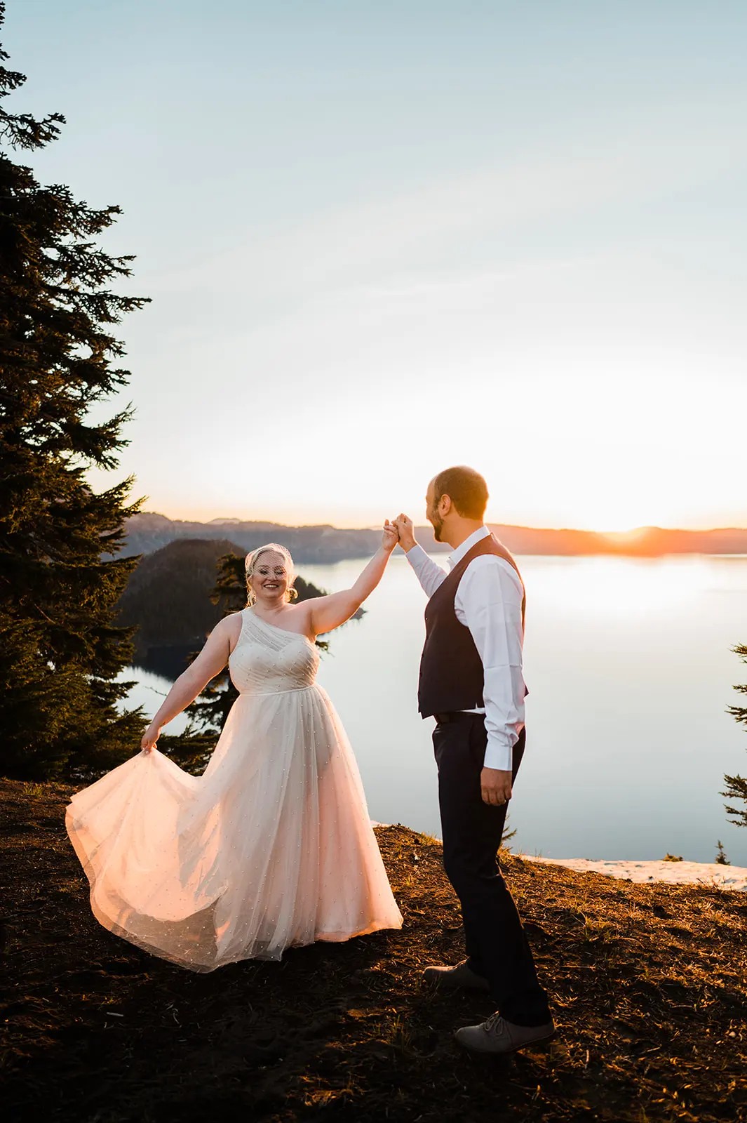 Gallery of this Crater Lake elopement