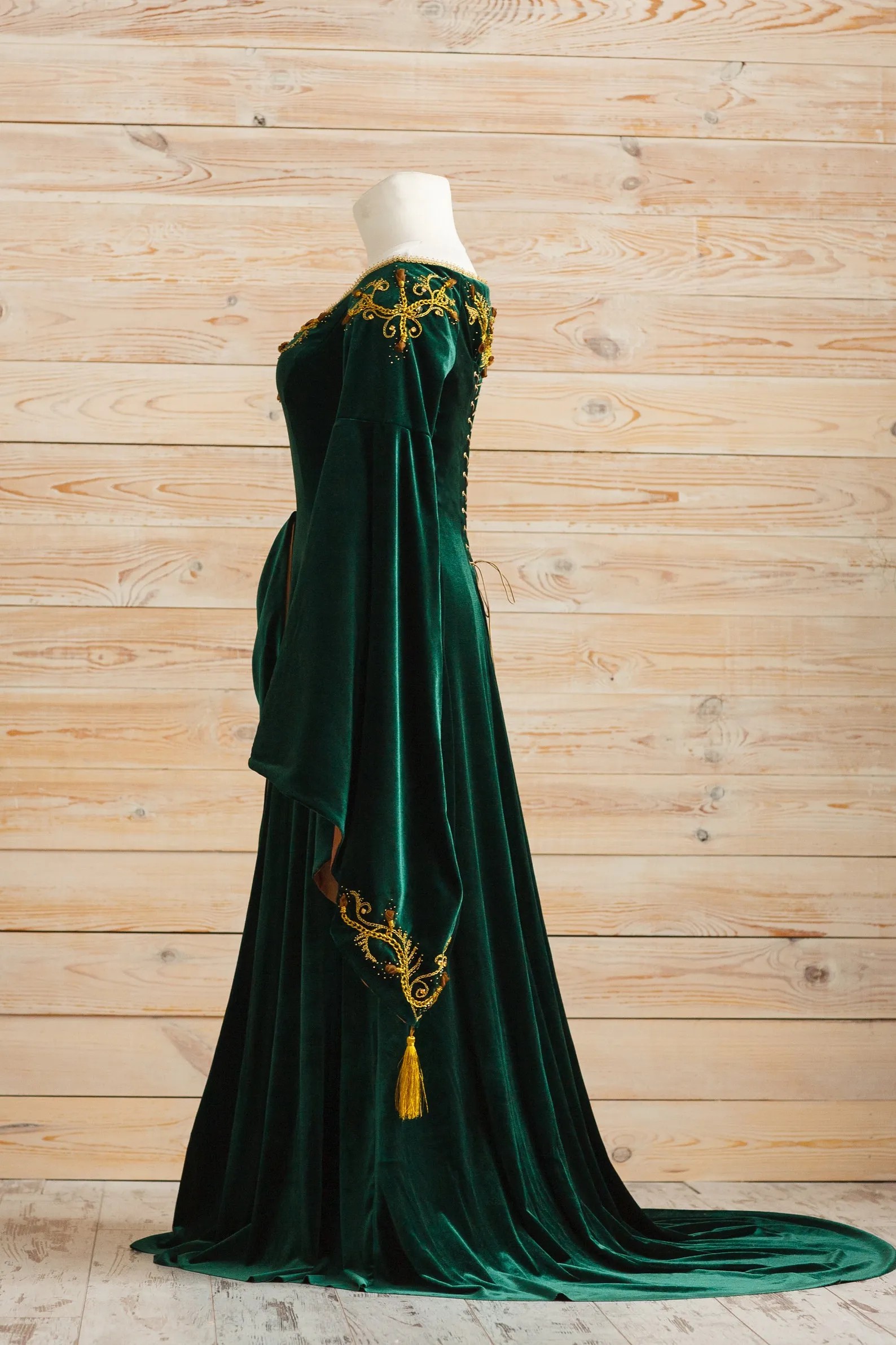 Fairy fabulous emerald green wedding dresses