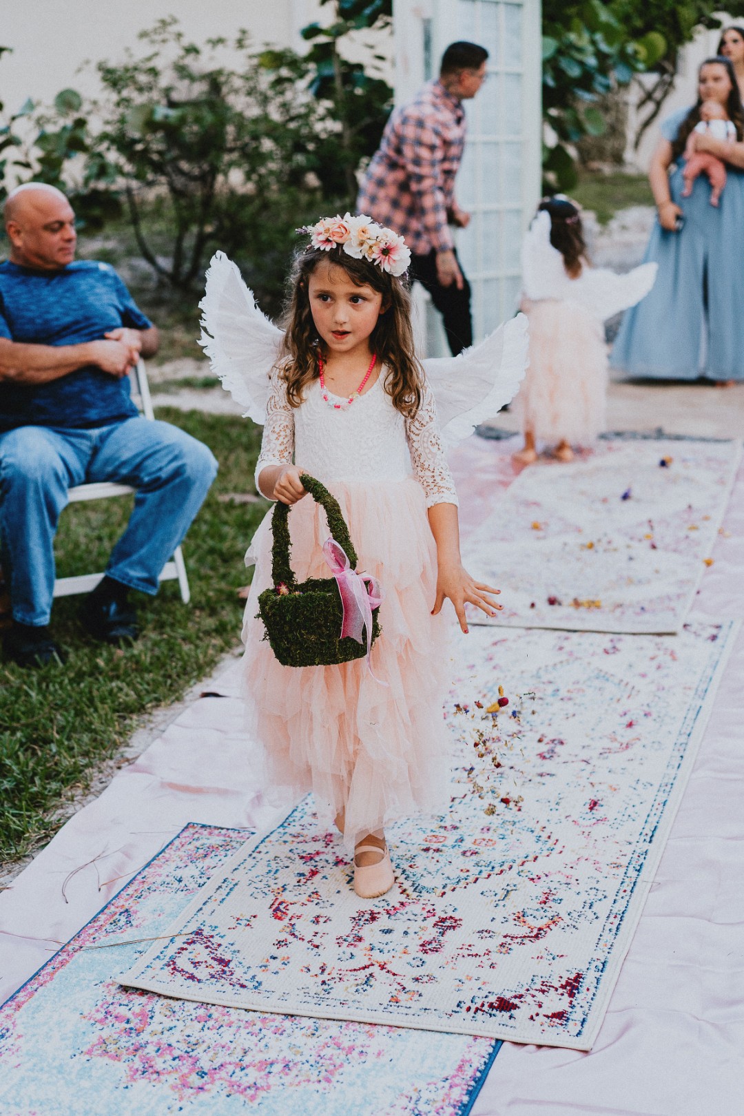 Can all flower kids wear wings at weddings? Please and thanks.