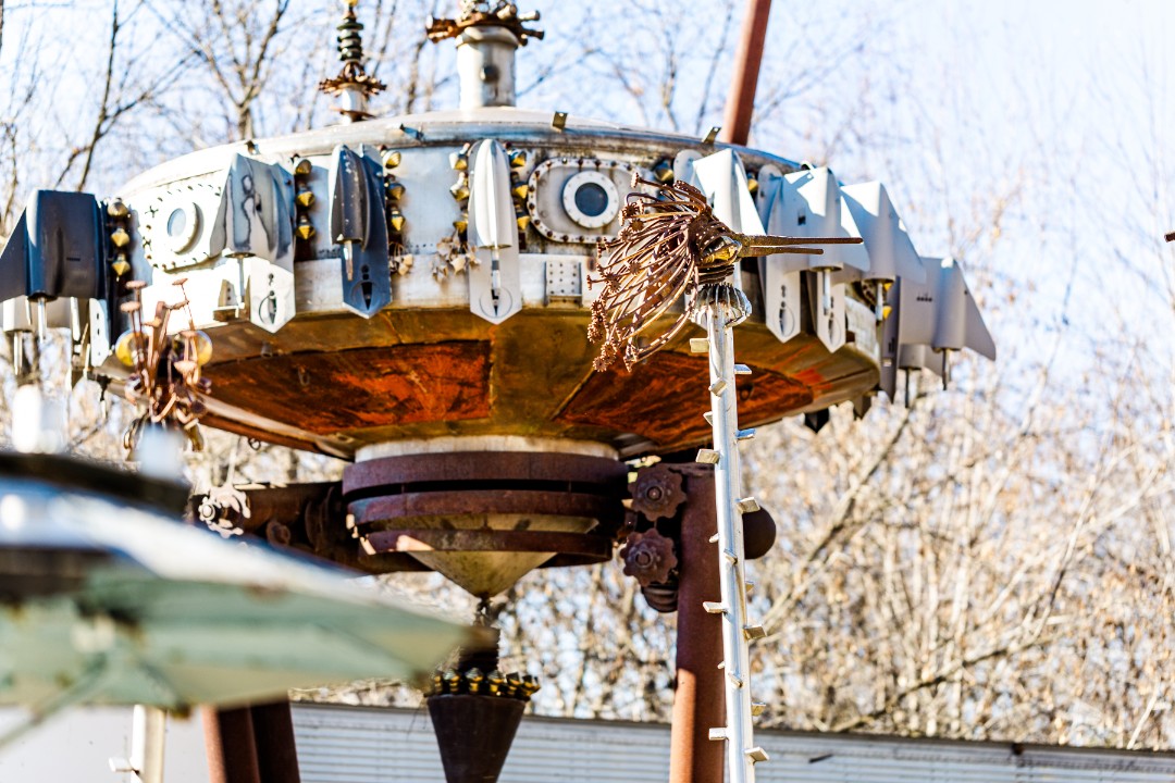 Forevertron wedding at the Evermor Sculpture Park Gallery