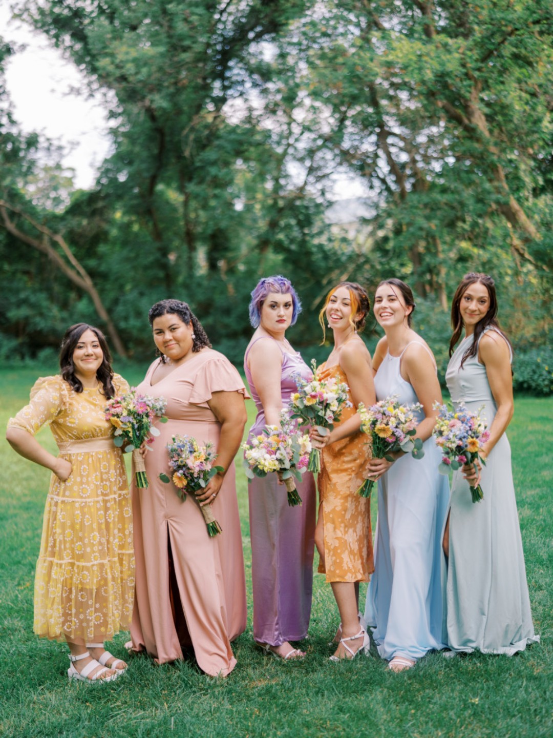 1) First, HELLO pastel mismatched bridesmaid dresses?!