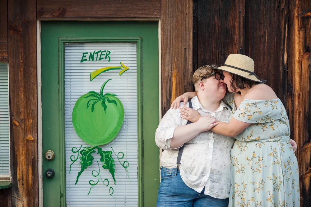 Quirky engagement shoot idea #4: This couple planned a Fried Green Tomatoes-themed portrait session in the town the movie was filmed!