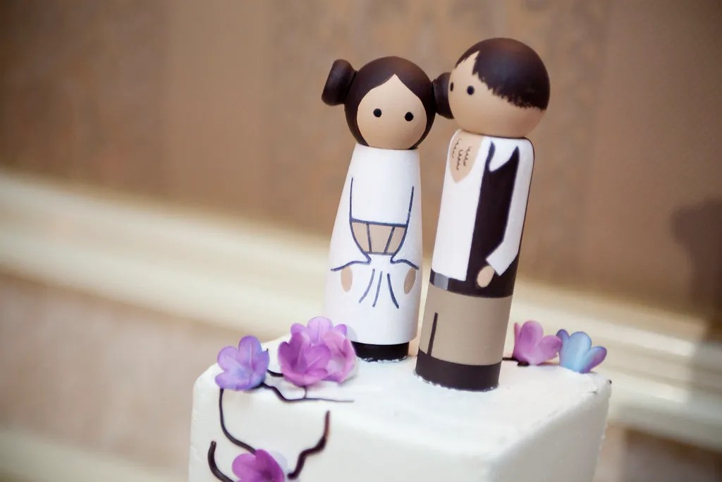 Nothing like a dad who makes his daughter Han and Leia cake toppers for her wedding