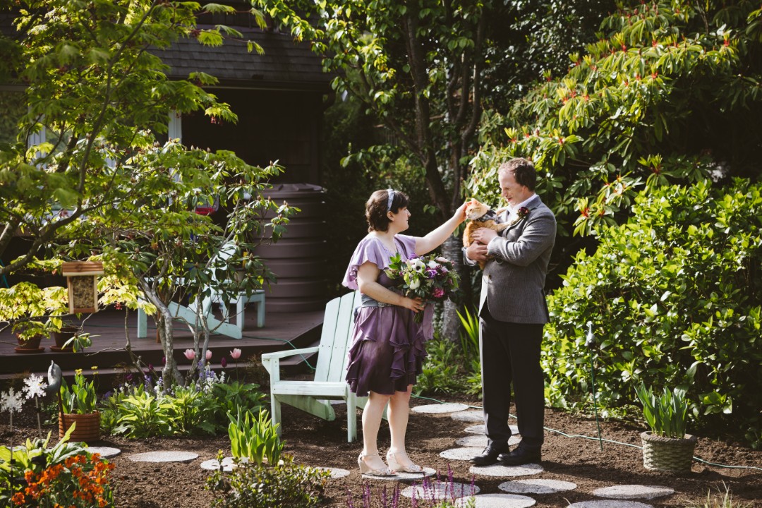 Tell us about the intimate Seattle micro-wedding ceremony: