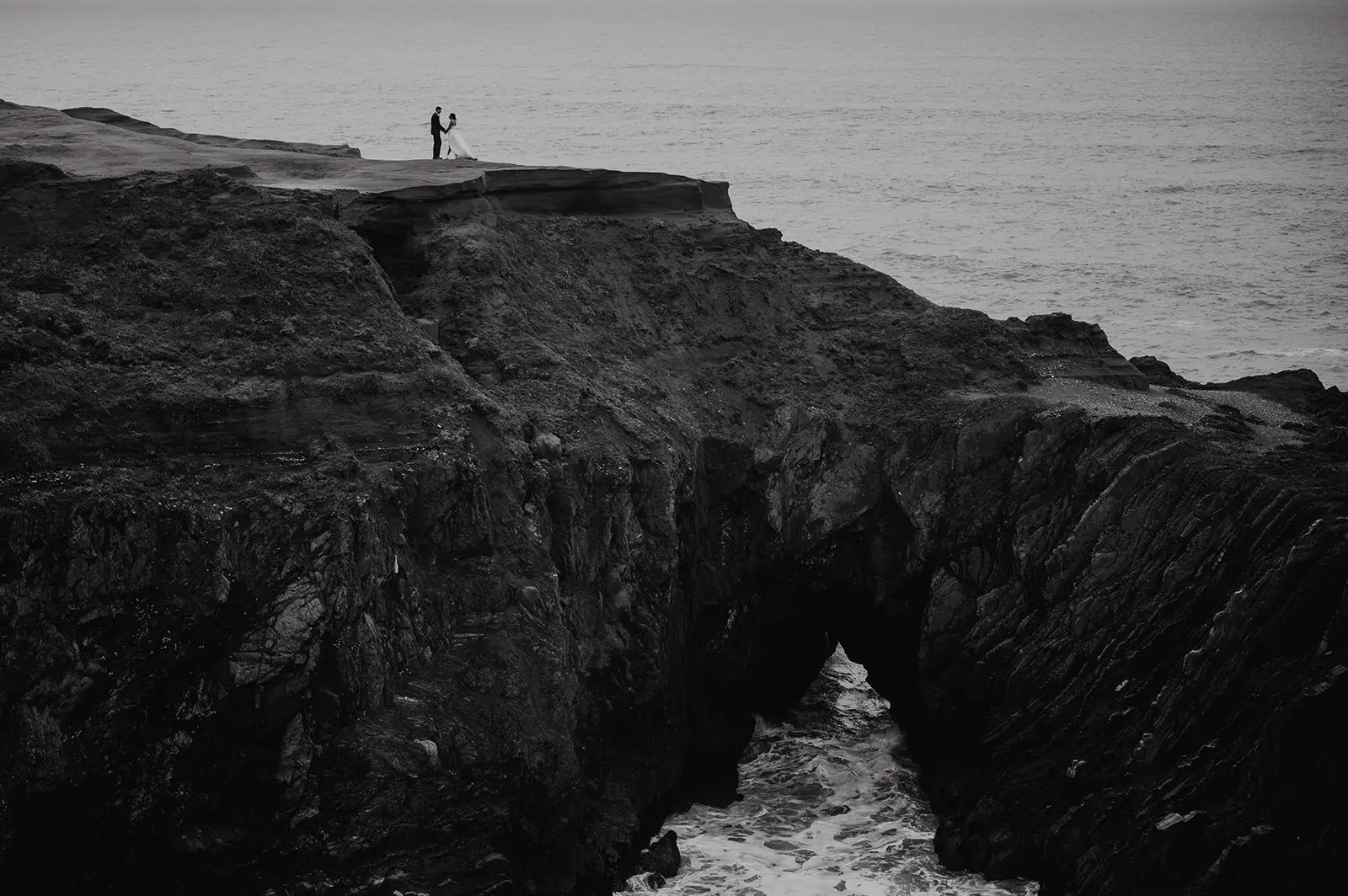 Oregon Coast elopement inspiration and idea gallery from Sam Starns: