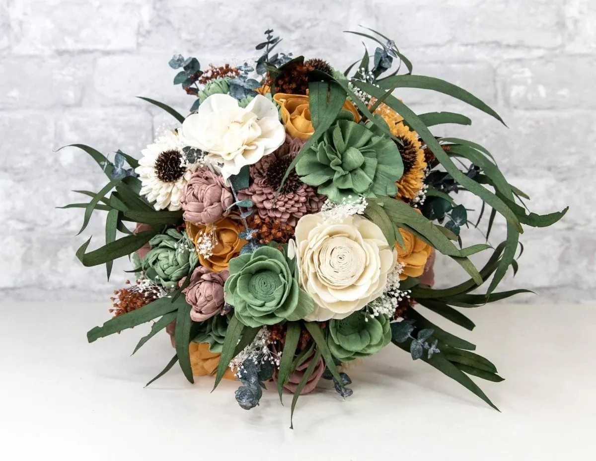 Clay & wooden flower bouquets