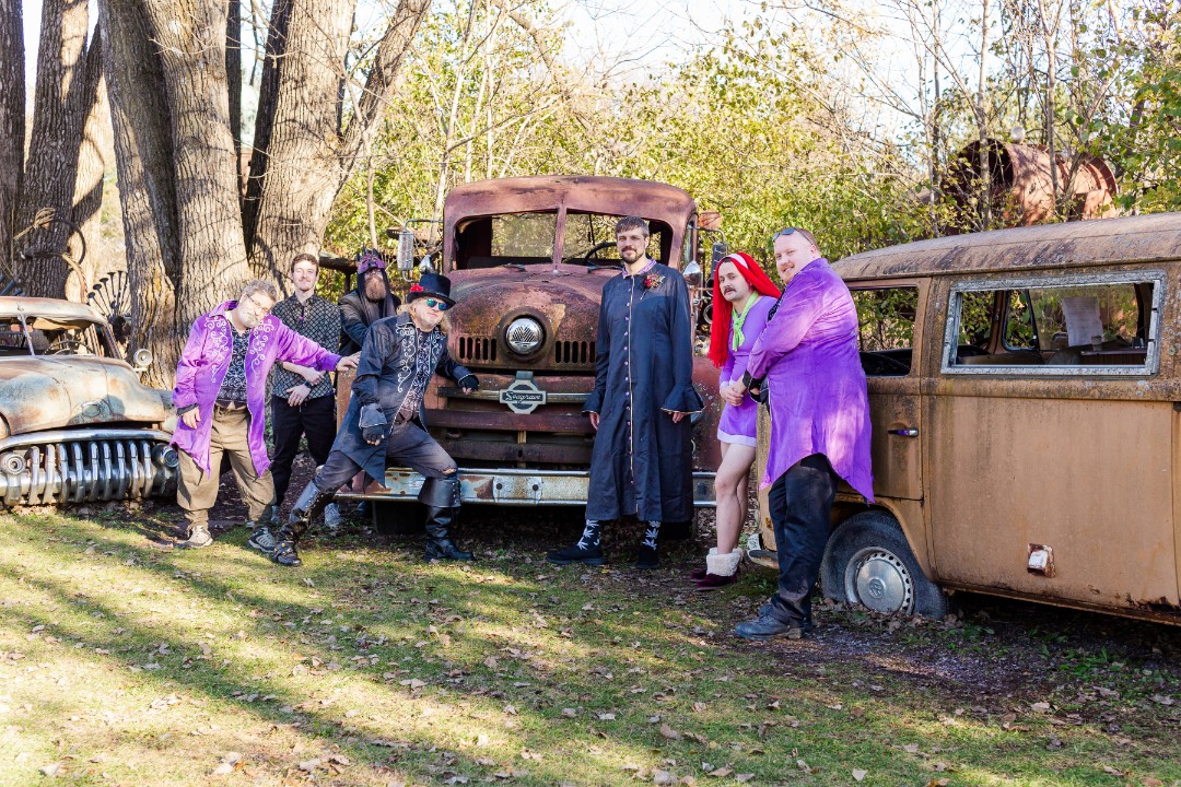 Forevertron wedding at the Evermor Sculpture Park Gallery