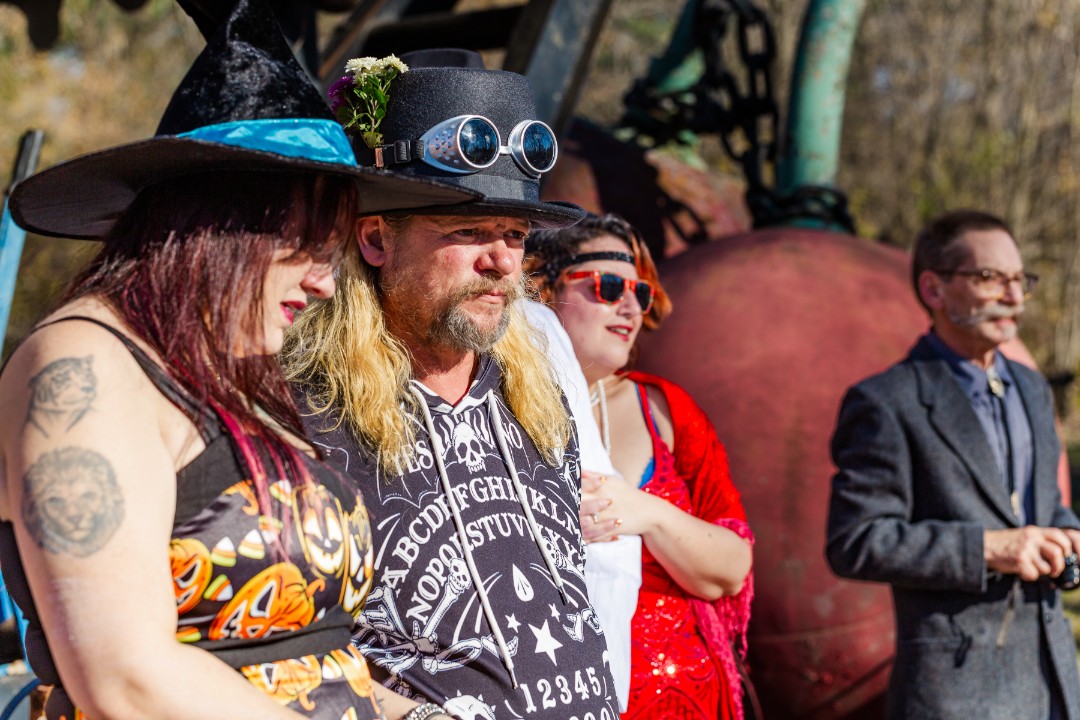 Forevertron wedding at the Evermor Sculpture Park Gallery