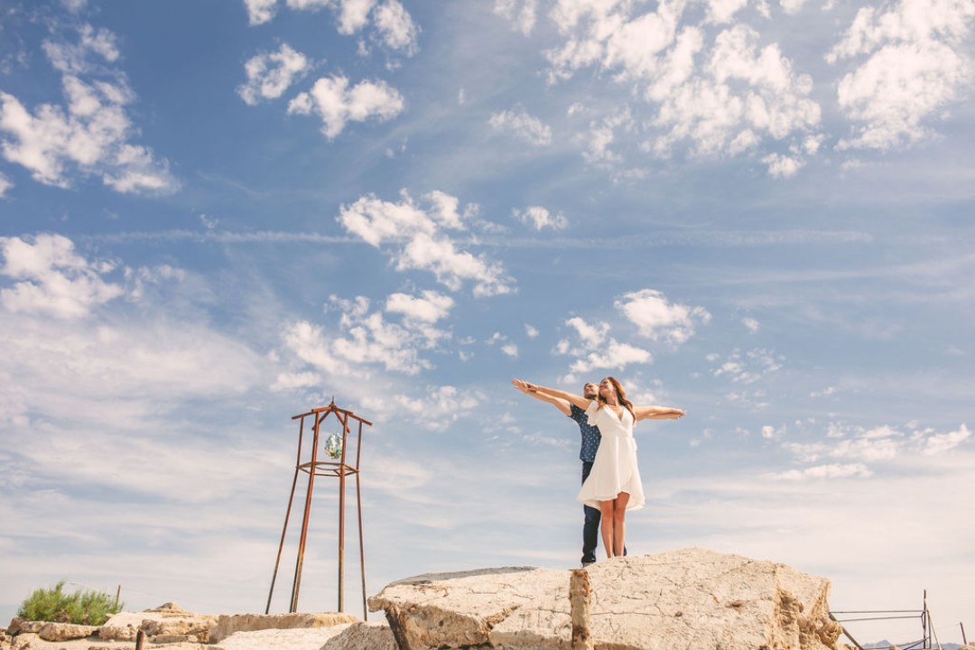 We think these artistic engagement photos should be hung in a museum! We