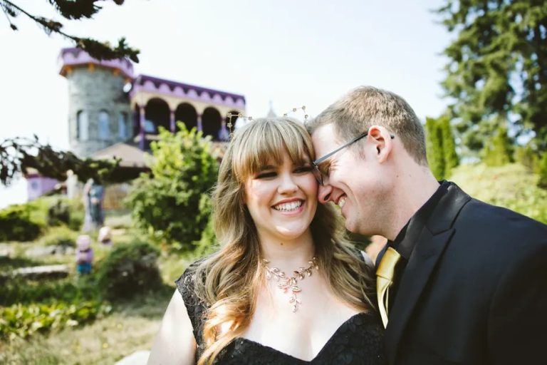 A Black And Gold Kitties & Karaoke Wedding  (With A Cat Bouquet And Cat Ears!)