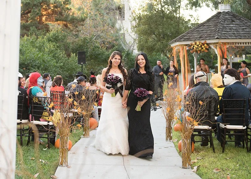 Tell us about the ceremony: