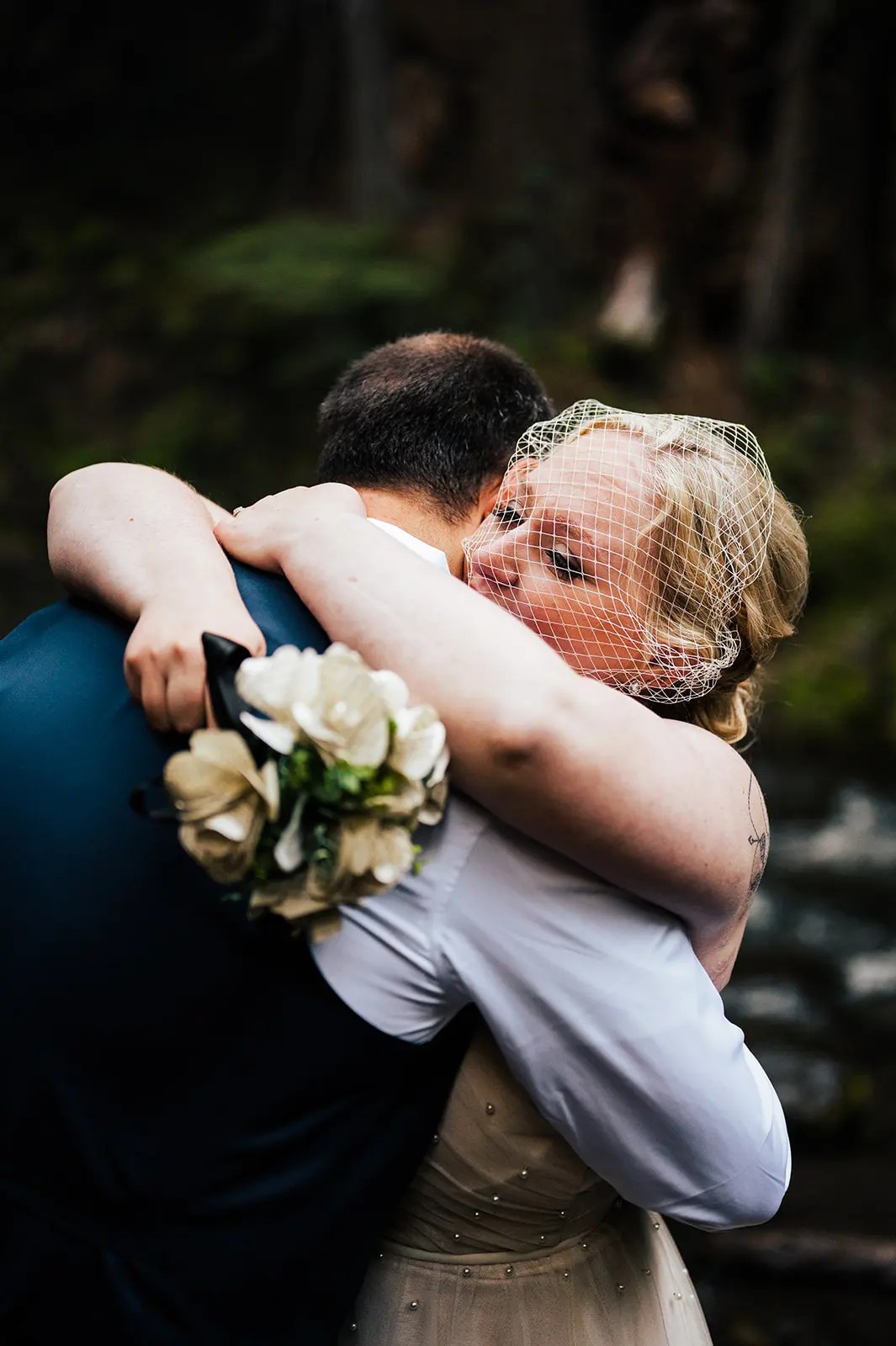 Gallery of this Crater Lake elopement