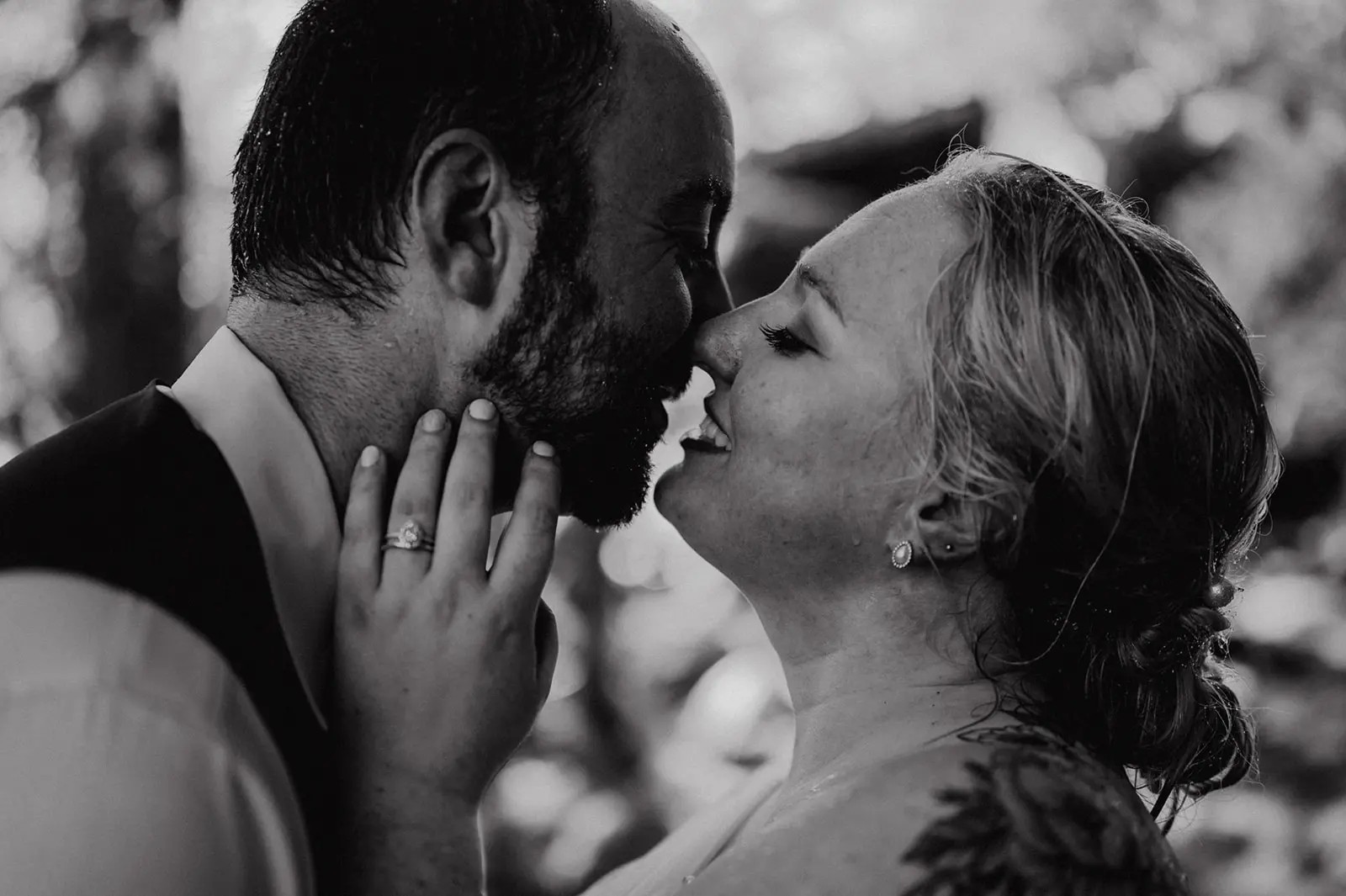 A frostbitten Canadian national park elopement (with bison!)